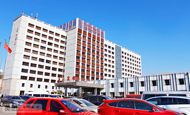 ��·������ɽ����